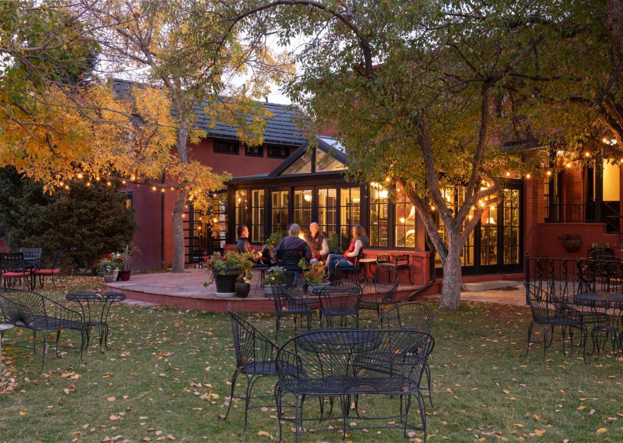 Chamberlin Inn Cody Exterior foto
